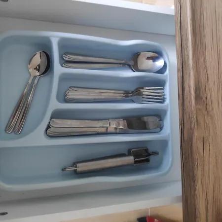 V Centre Mesta * كَشّا